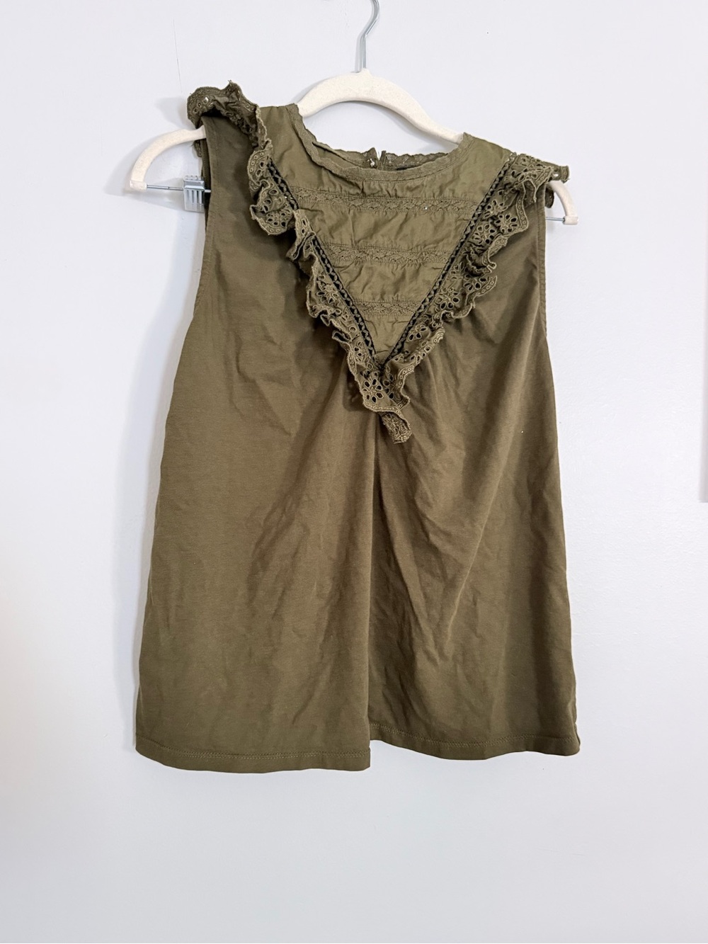 Jcrew Eyelet Ruffle Front Top - Picture 1 of 7